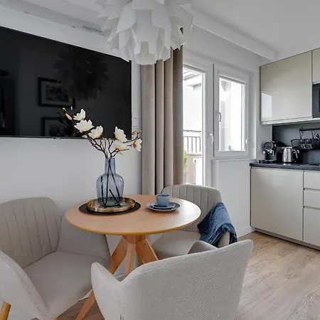 Petit Repit By Grand