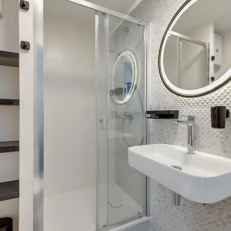 Petit Repit By Grand Apartment *